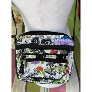 LeSportSac Island Floral Crossbody Small-Size Black Lightweight Water Resistant